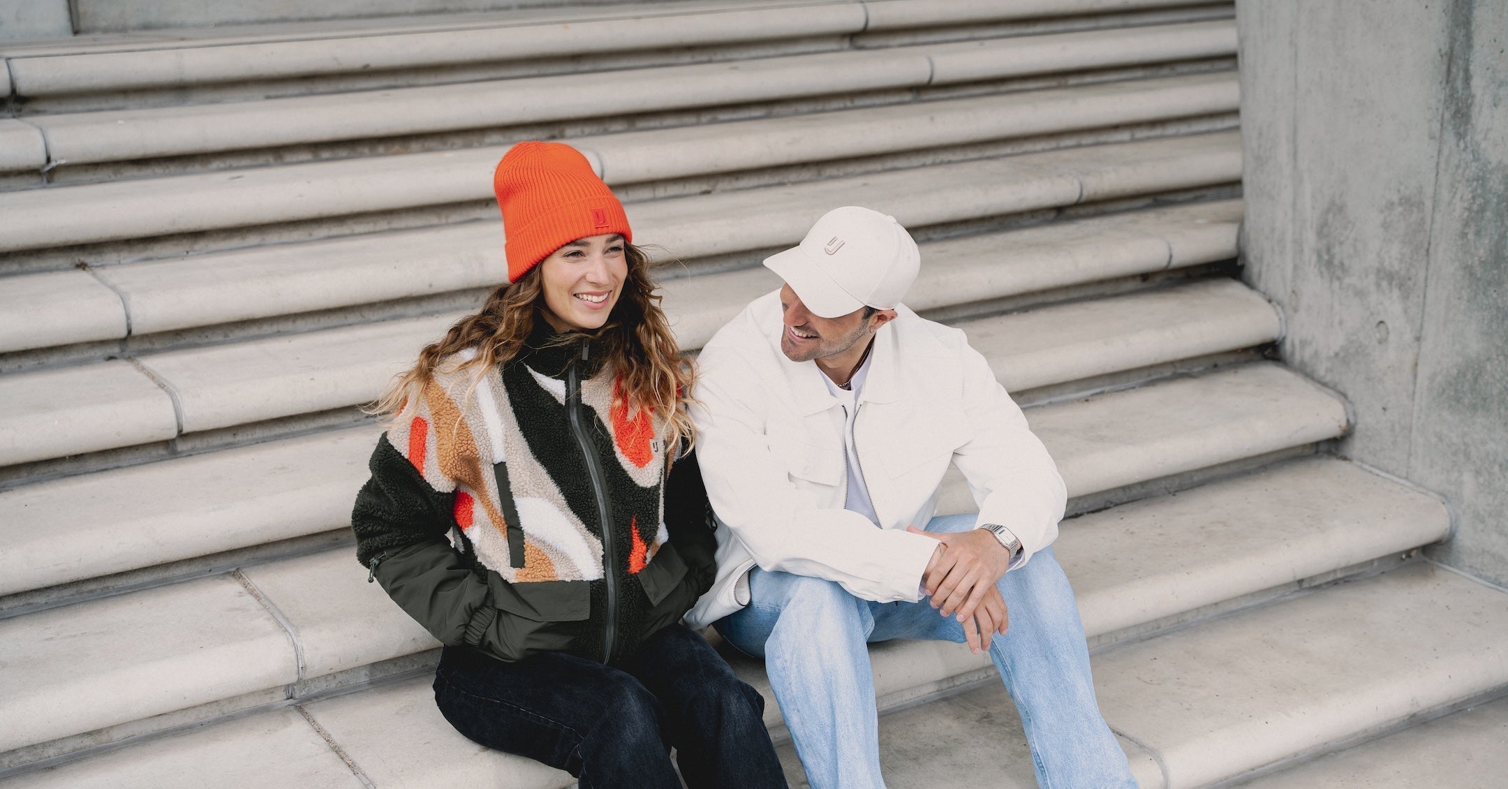 Lässige Unisex Bekleidung für deinen urbanen Lifestyle.