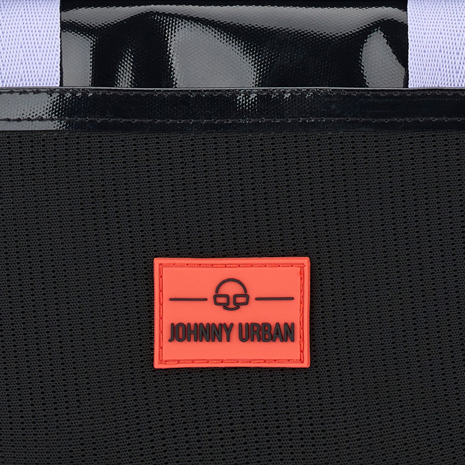 Schwarze wasserabweisende Lenkertasche Fahrrad 'Nelson' mit rotem Johnny Urban Markenlabel