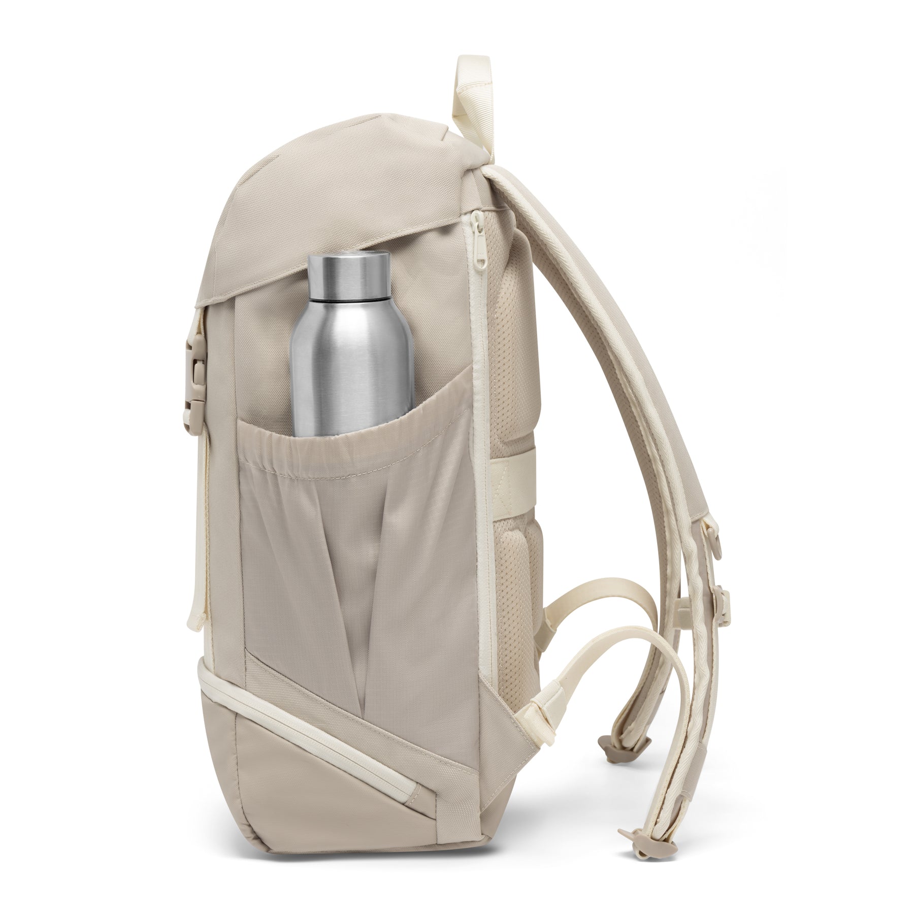 Beiger Rucksack 'Nico' mit seitlicher Tasche und silberner Trinkflasche