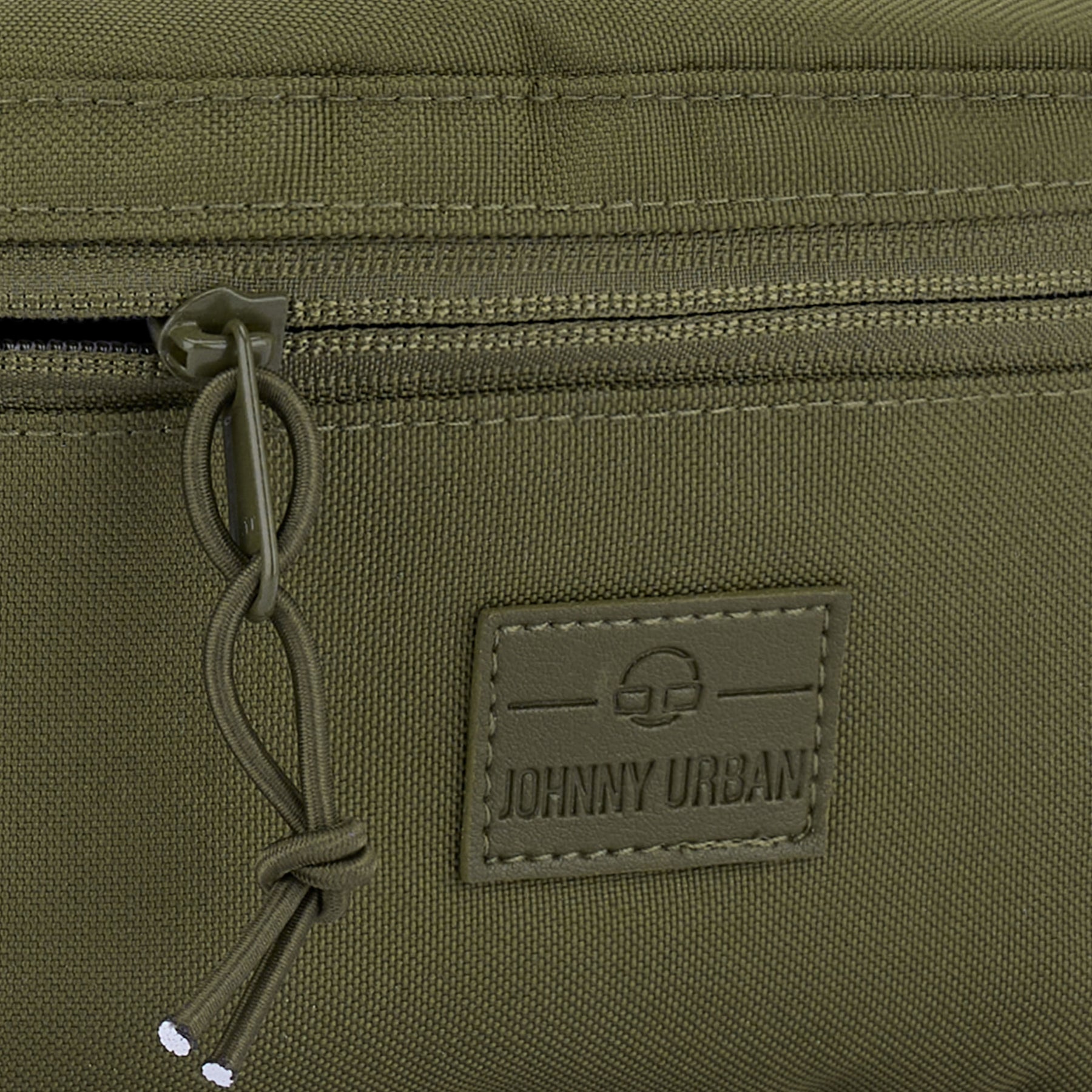 Grüne Bauchtasche 'Erik Small' von Johnny Urban mit Reißverschluss und Logopatch