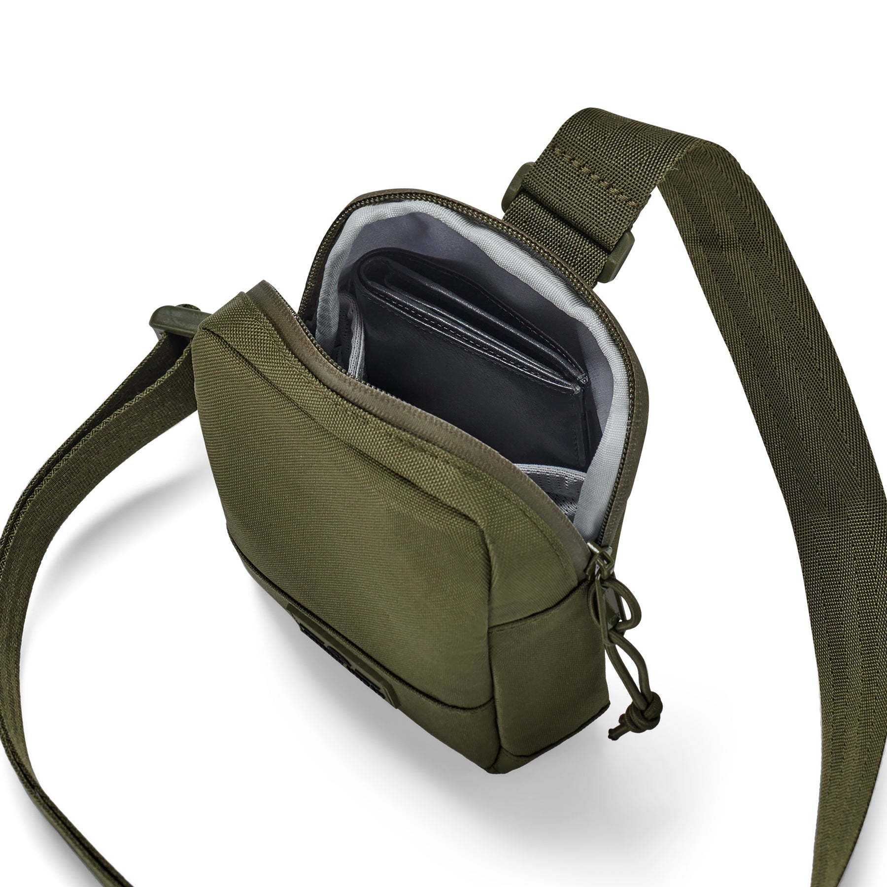 Front Pack 'Arthur' in oliv mit offenem Hauptfach und sichtbarem schwarzen Portemonnaie innen