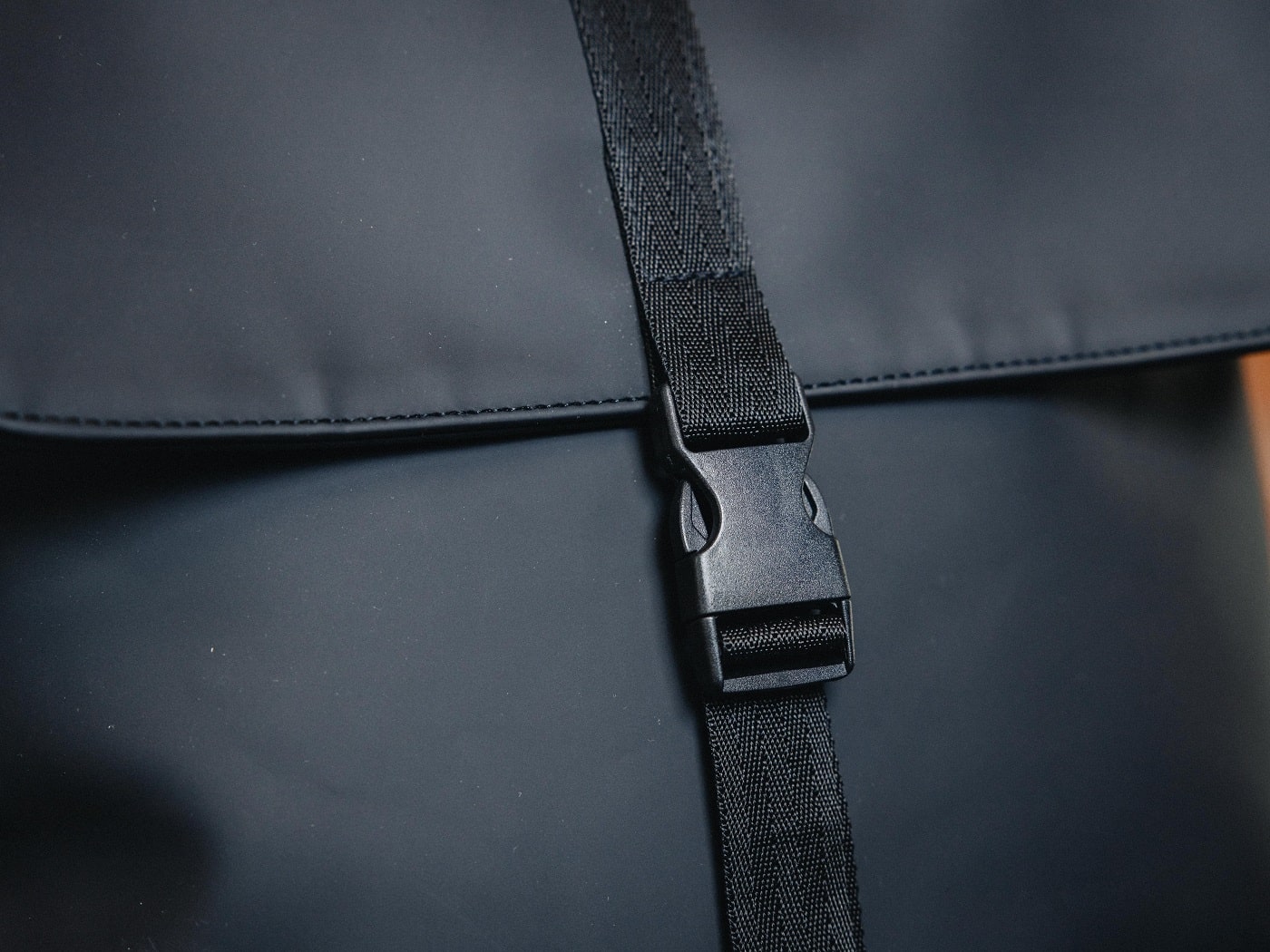 wasserfester Damenrucksack Ruby - Johnny Urban