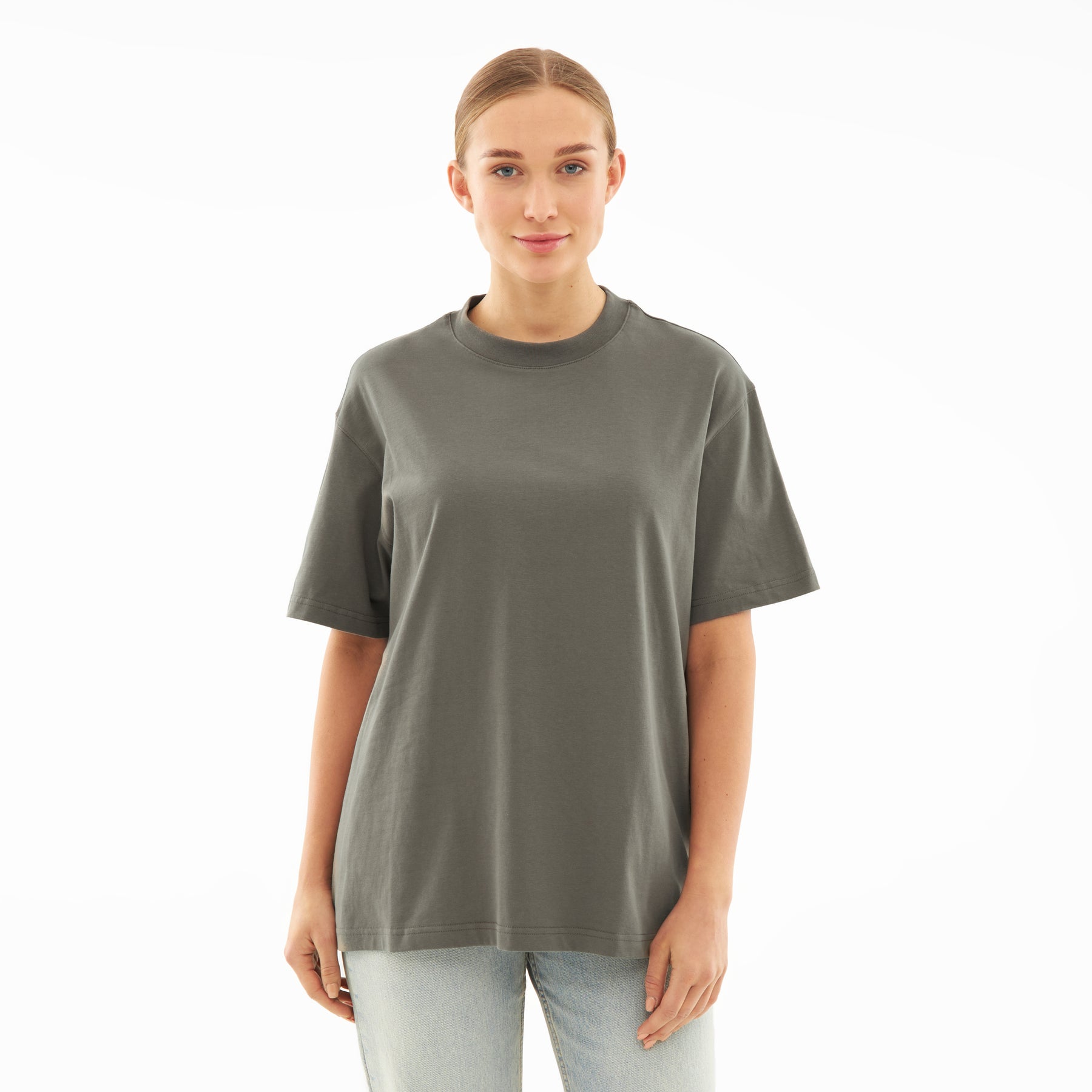 Oversized T-Shirt 'Sammy' in olivgrün, kurzärmlig, locker sitzend