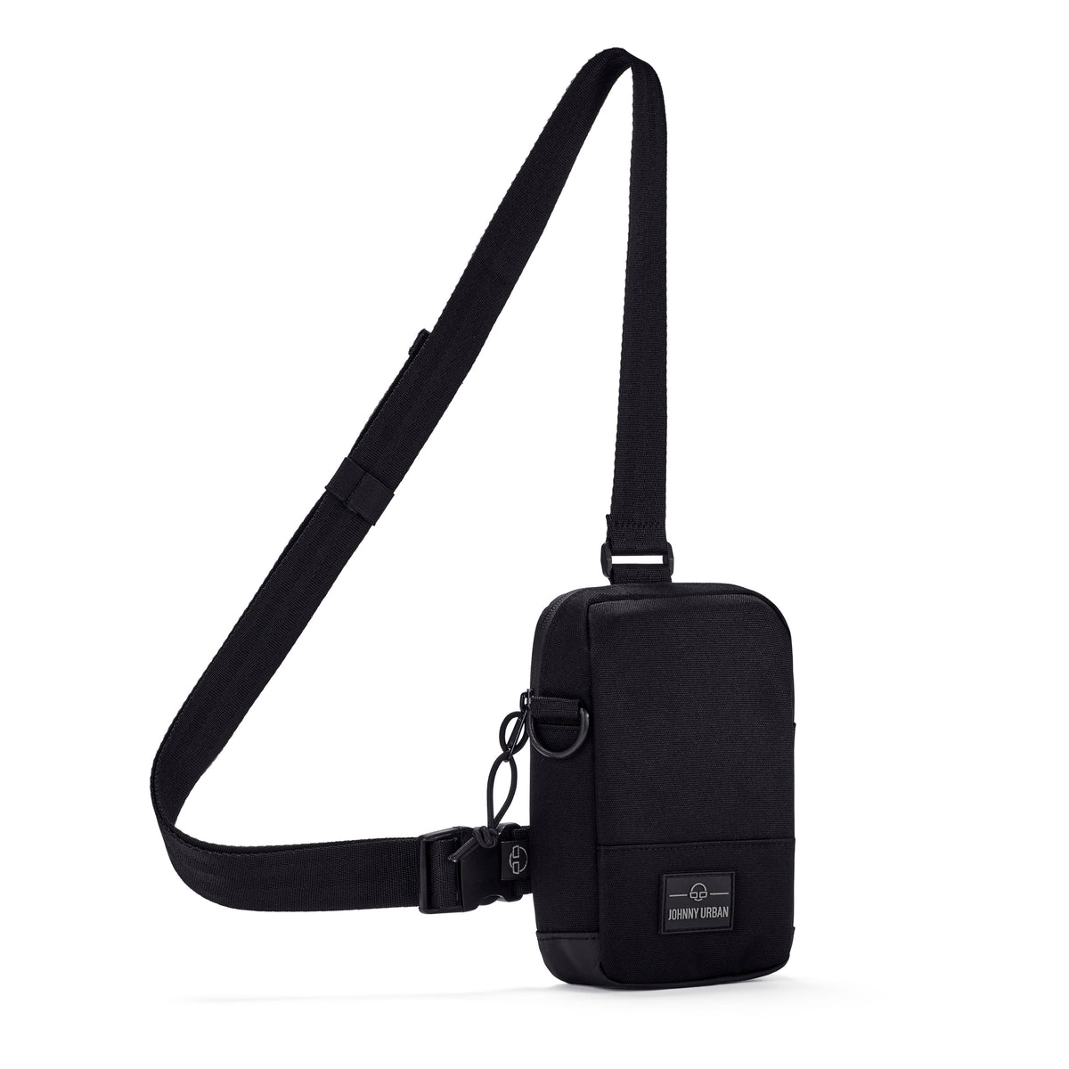 Schwarze Fronttasche 'Arthur' von Johnny Urban mit verstellbarem Gurt und Logo auf der Vorderseite