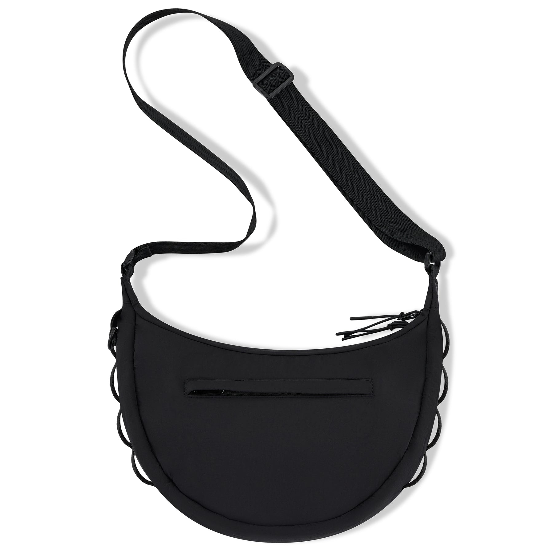 Halbmondförmige schwarze Umhängetasche 'Kaia Medium' mit verstellbarem Schulterriemen und Reißverschlusstasche außen