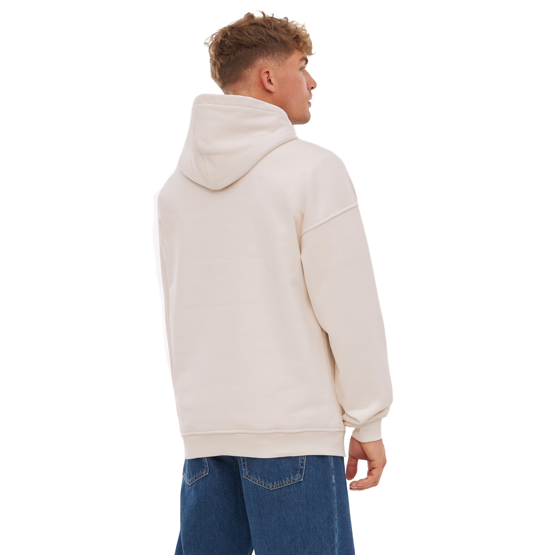 Mann trägt Oversized Hoodie 'Cody' in heller Farbe, Rückansicht
