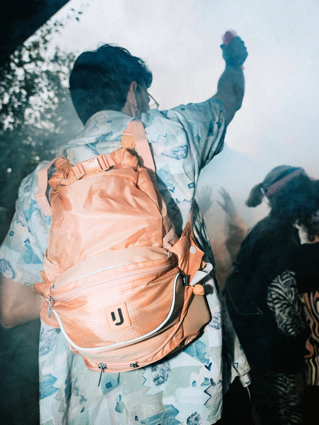 Bauchtasche & Rucksack in Einem.  Perfekt für Festival.