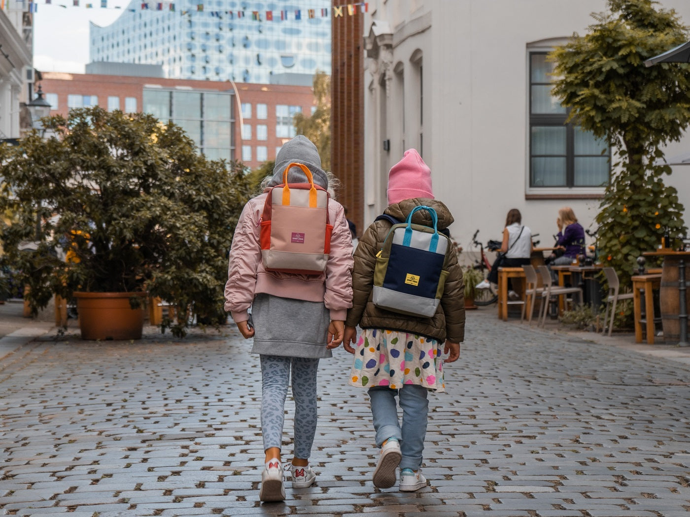 bunte Rucksäcke für Mädchen und Jungs - Kinderrucksack Luis - Johnny Urban
