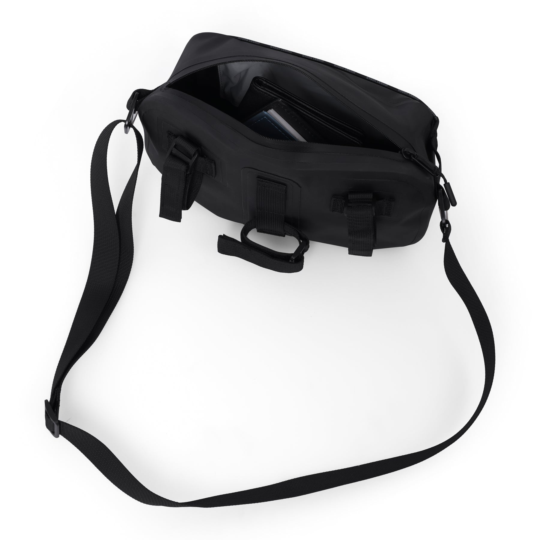 Schwarze Lenkertasche 'Arlo' aus Nylon für Fahrrad mit verstellbarem Schulterriemen und geöffneter Haupttasche