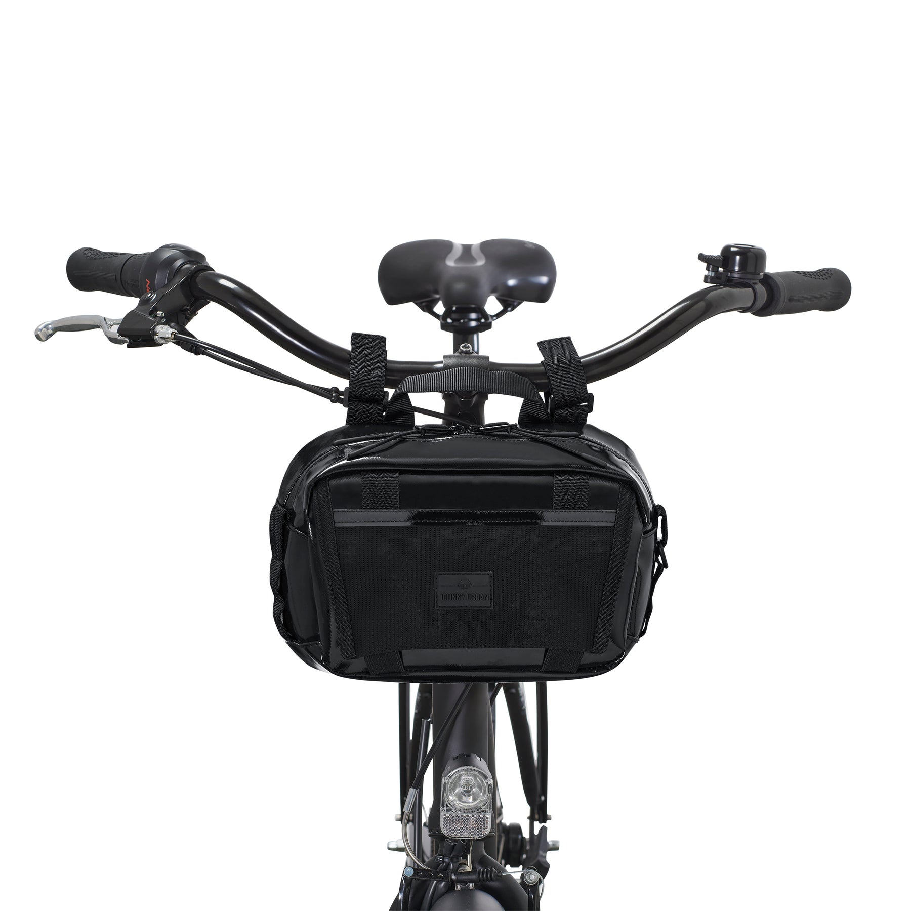 Schwarze Fahrradtasche 'Nelson' von Johnny Urban am schwarzen Fahrradlenker befestigt