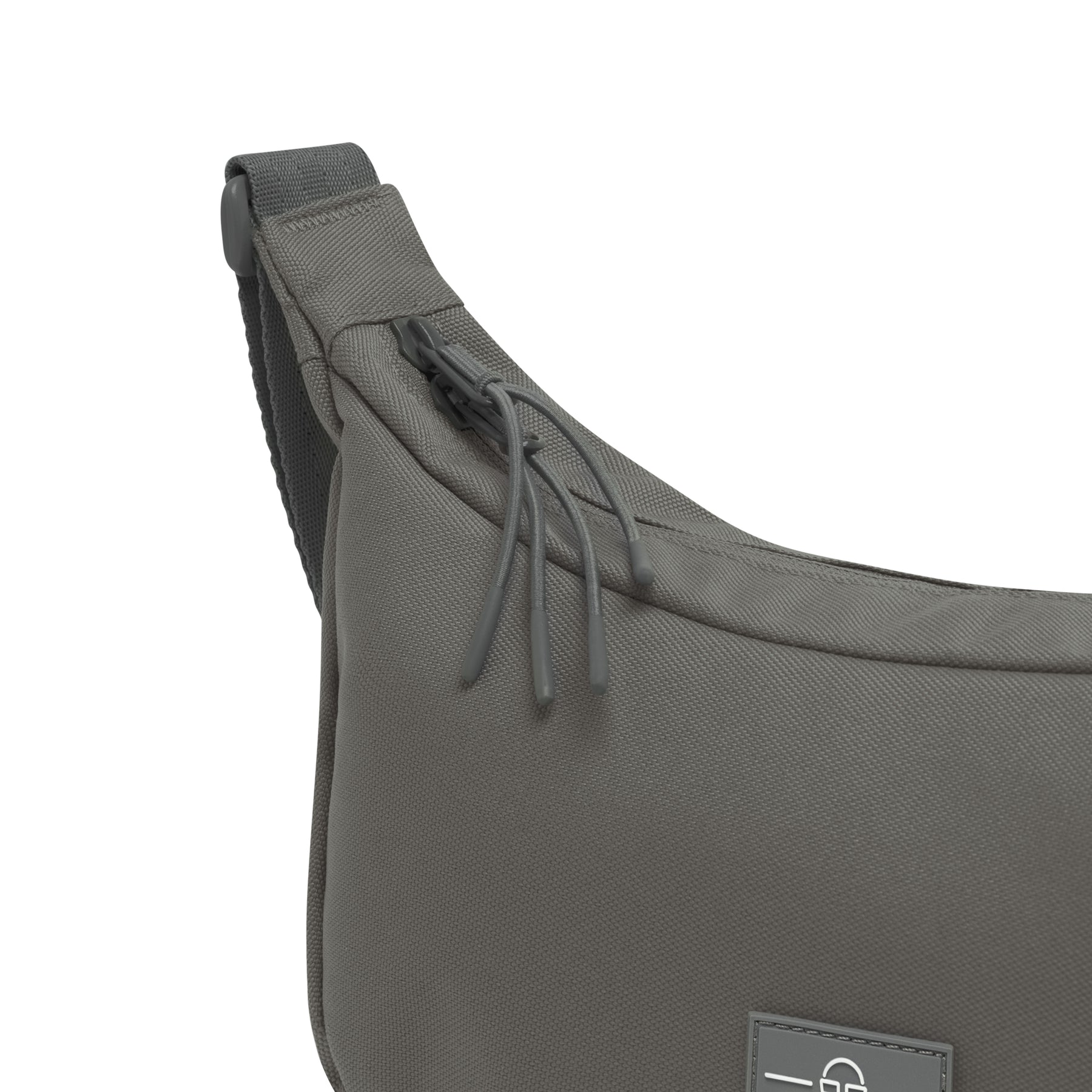 Halbmondtasche 'Ally Medium' in Grau mit Reißverschluss und verstellbarem Gurt