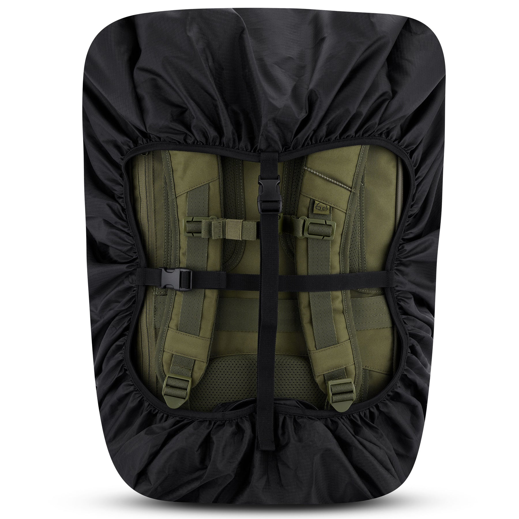 Schwarze Regenschutzhülle 'Bo XL' umhüllt Rückseite eines grünen Johnny Urban Travel XL Rucksacks