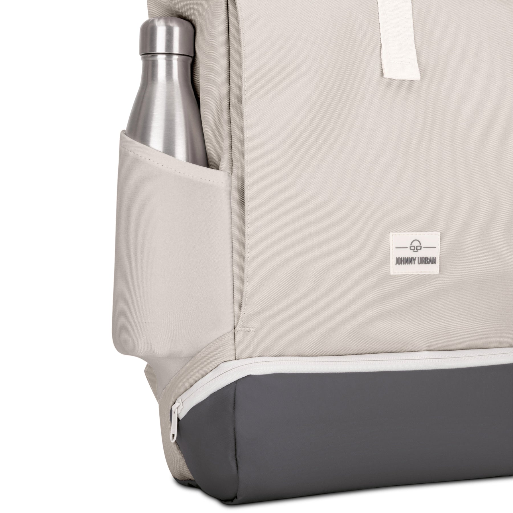 Beiger Rolltop Rucksack 'Allen Large' mit grauem Boden, seitlicher Flaschenfach und Johnny Urban Logo