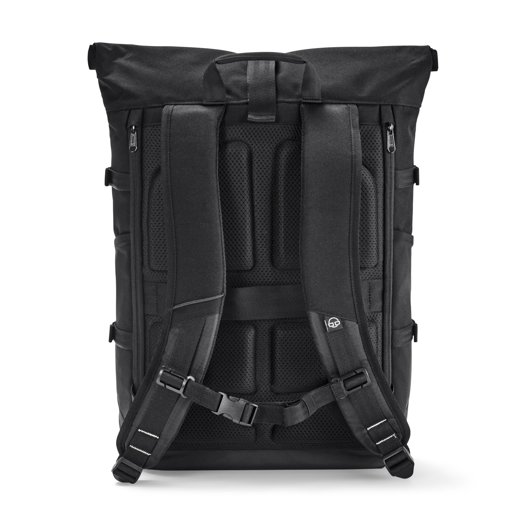 Schwarzer Rolltop Rucksack ‚Allen Large Move‘ von Johnny Urban mit gepolsterten Rücken- und Schultergurten