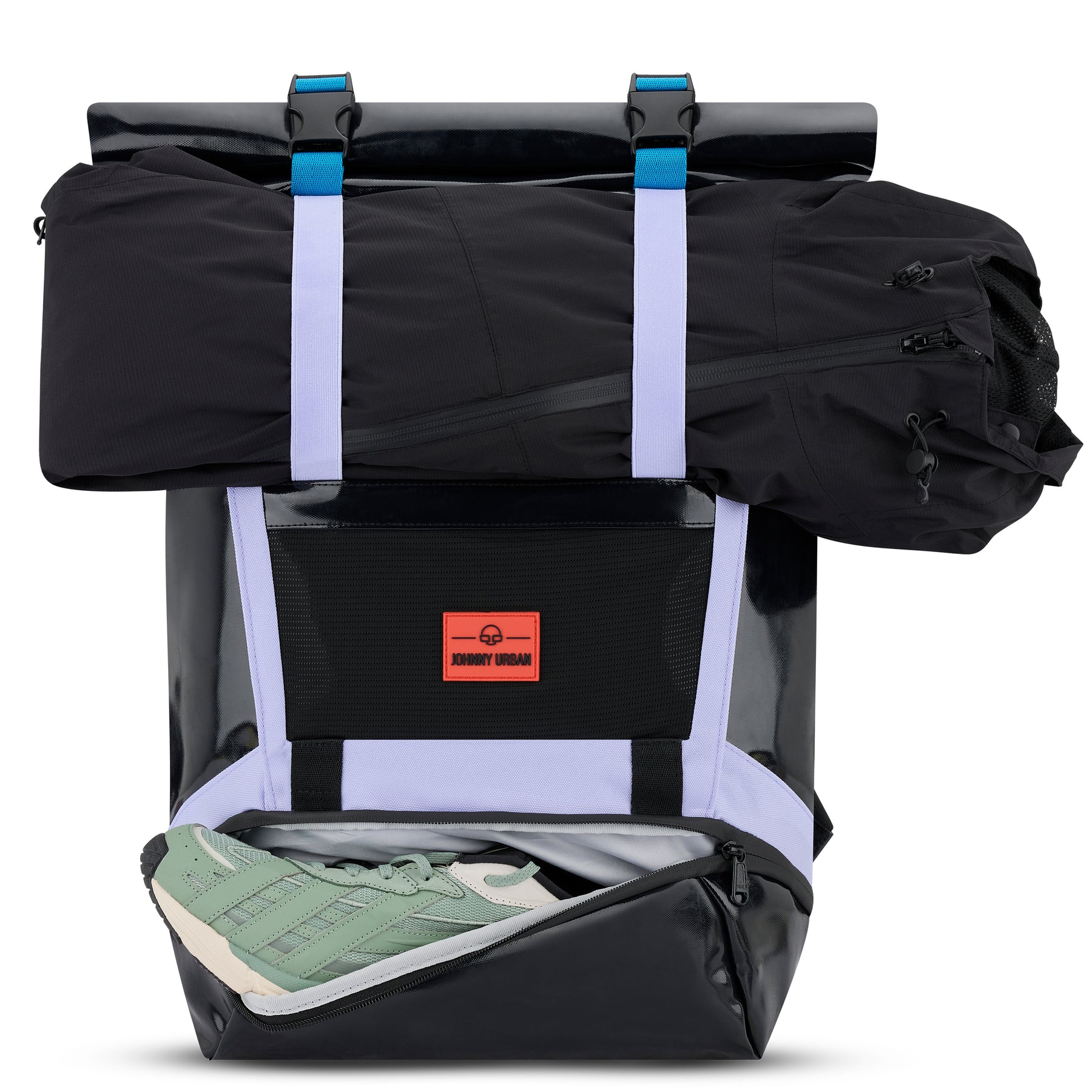 Rolltop Rucksack 'Ashton' in Schwarz mit fliederfarbenen Riemen, geöffnetes Schuhfach mit grün-weißen Schuhen