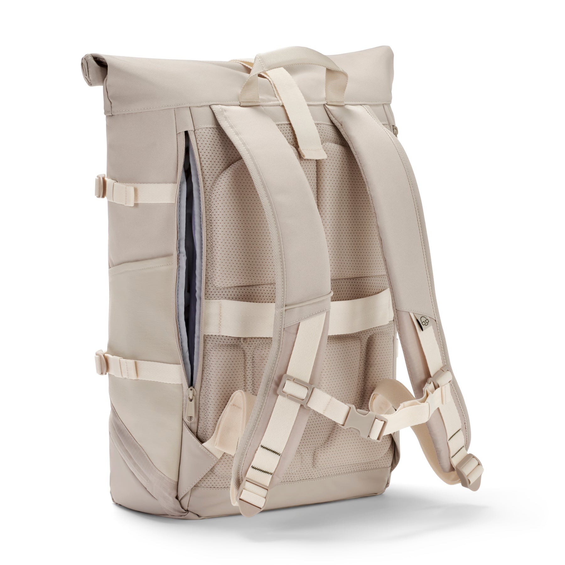 Rolltop Rucksack Allen Large Move in Sand mit gepolsterten Schultergurten und atmungsaktivem Rückenbereich