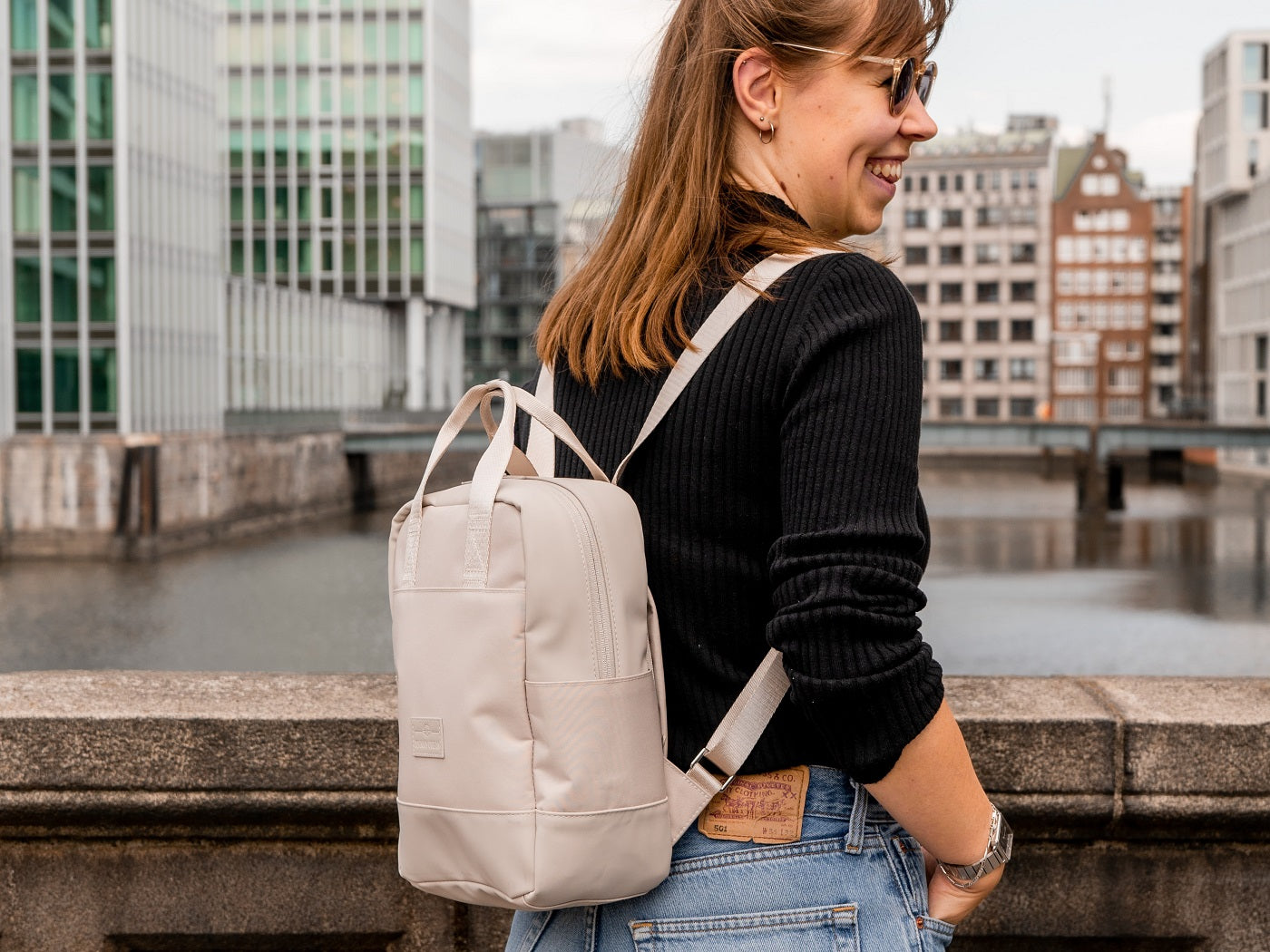 Damenrucksack Jona in small sand - Johnny Urban