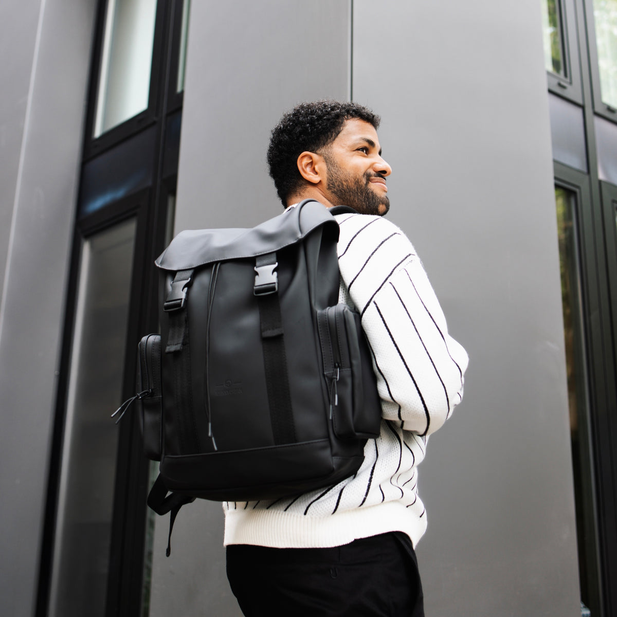 Unser männliches Model präsentiert hier den Johnny Urban Finley.