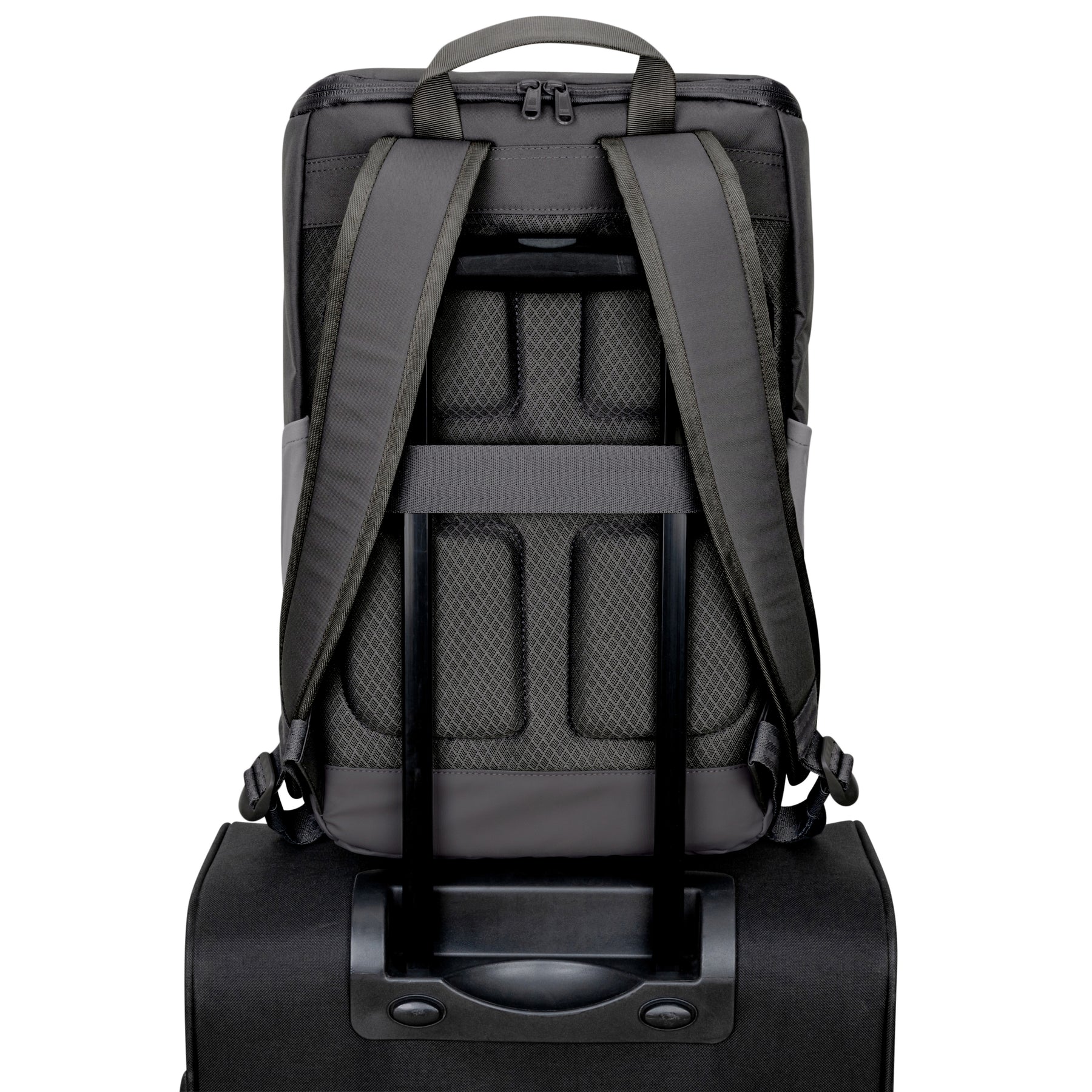 Rückansicht des grauen Business-Rucksacks Jasper mit gepolsterten Trägern, gepolstertem Rücken und Befestigungsschlaufe über dem Griff eines Trolleys