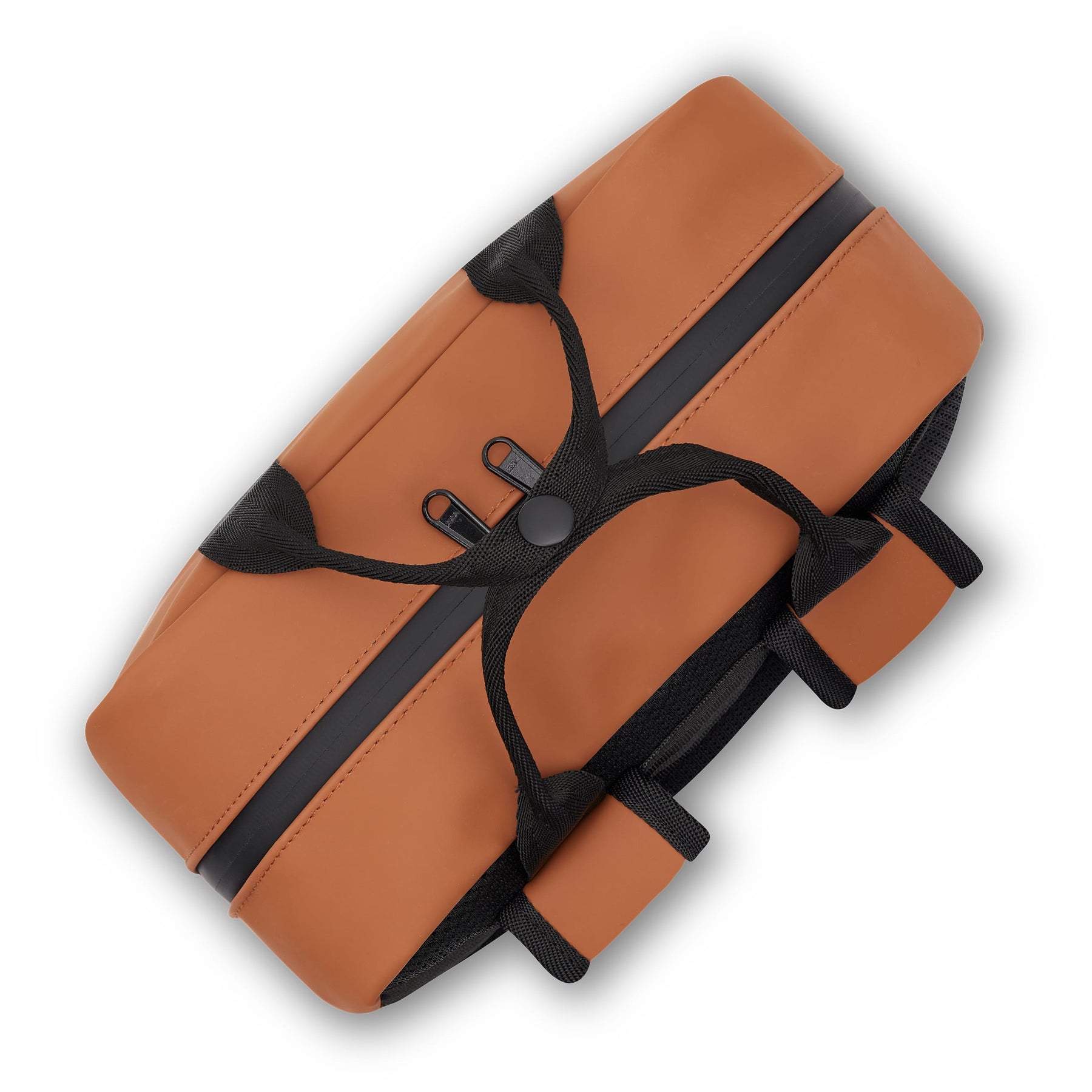 Johnny Urban Damenrucksack 'Hailey' in cognacbraun mit schwarzem Reißverschluss und Tragegriffen