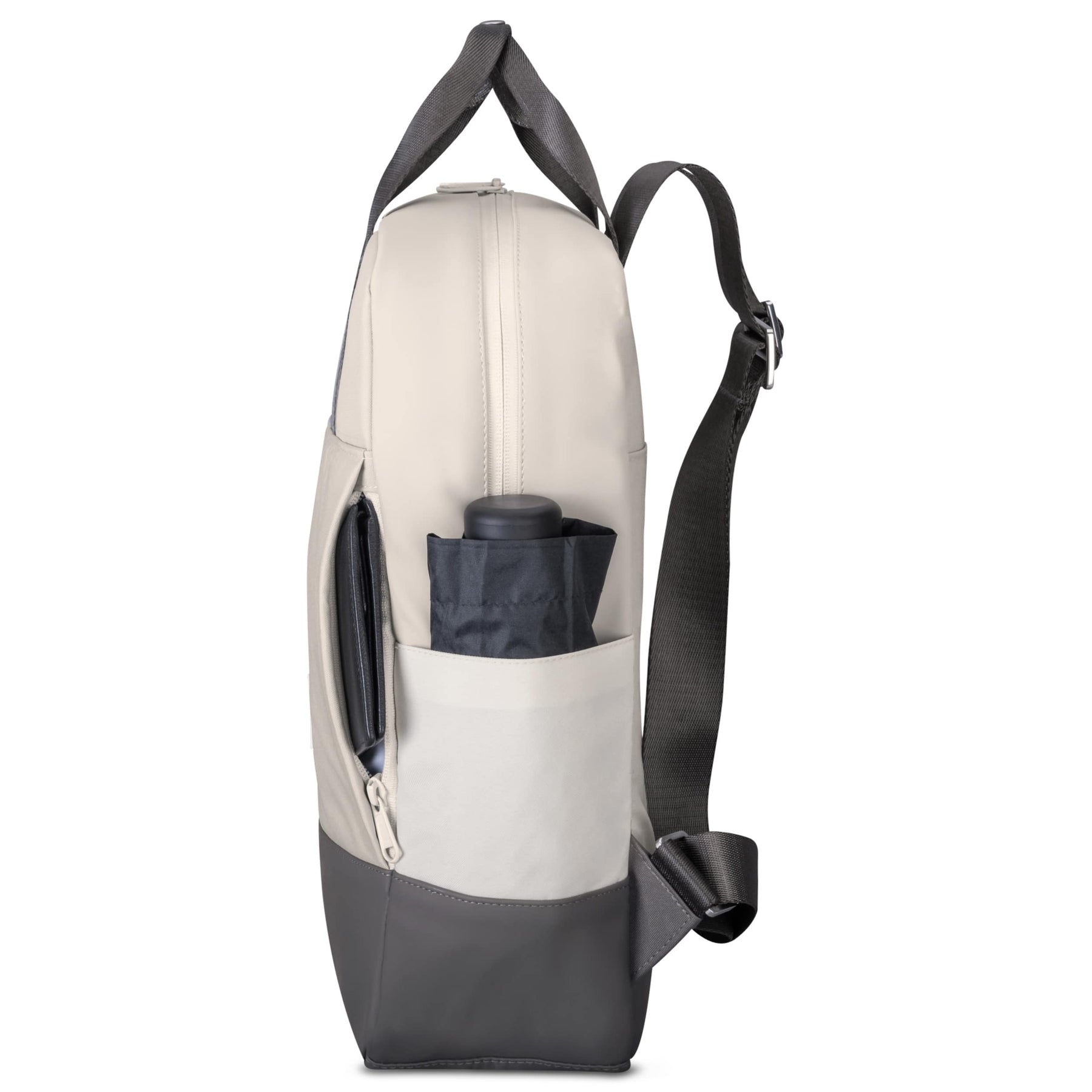 Beiger und grauer Damenrucksack 'Jona Medium' mit seitlicher Tasche und schwarzem Regenschirm