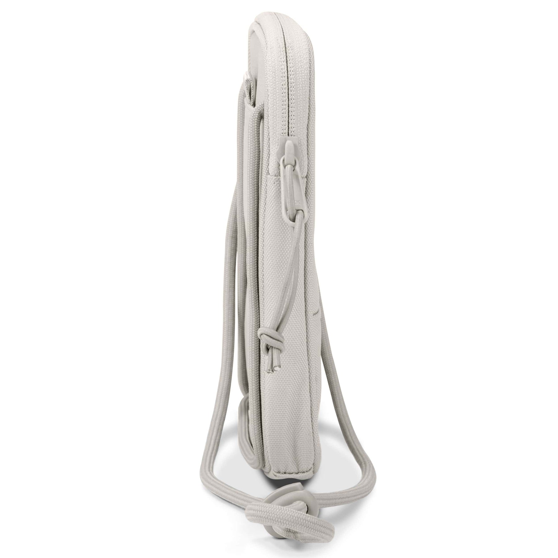 Kleine Umhängetasche 'Josh' in Sandfarben mit schmalem Profil und verstellbarem Riemen