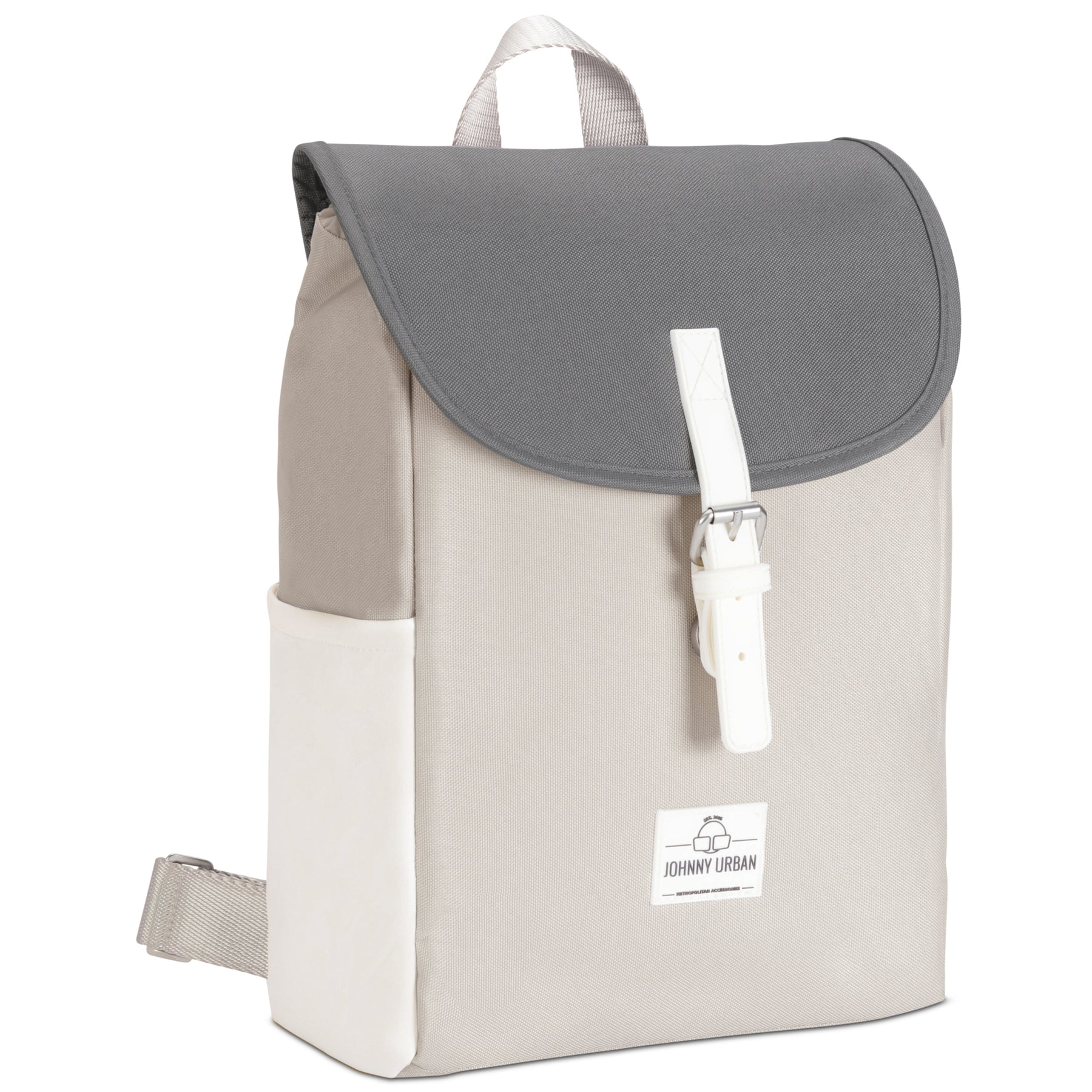 Kleiner Damenrucksack Romy von Johnny Urban in Beige mit grauem Klappdeckel und weißem Schnallenverschluss
