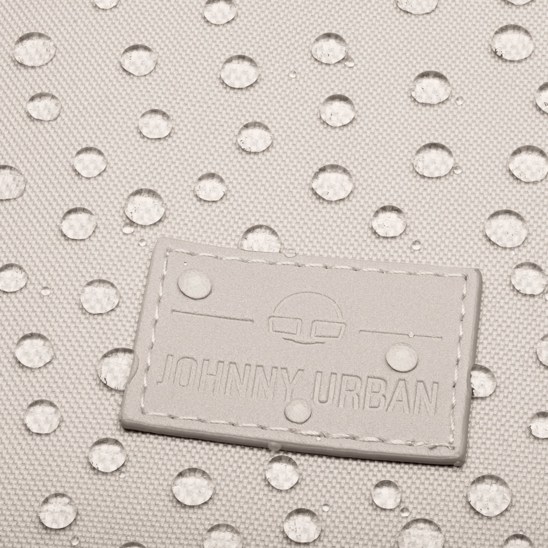 Beige wasserabweisendes Gewebe mit Johnny Urban Logo auf Rolltop Rucksack "Robin Small"