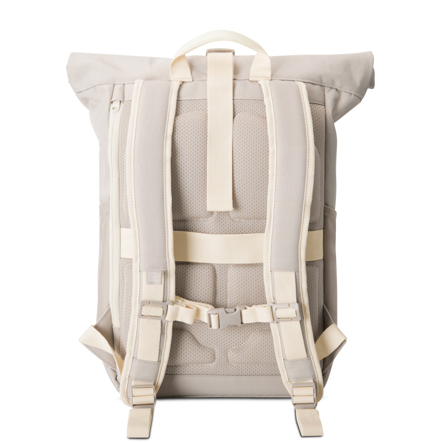 Rolltop Rucksack 'Allen Medium' von Johnny Urban in Beige, Rückseite mit gepolsterten Schultergurten und atmungsaktivem Rückenpolster
