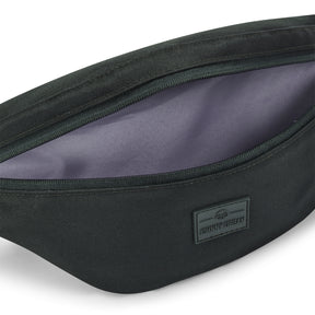 Bauchtasche 'Erik Large' von Johnny Urban in dunkelgrün mit Reißverschluss und grauem Innenfutter