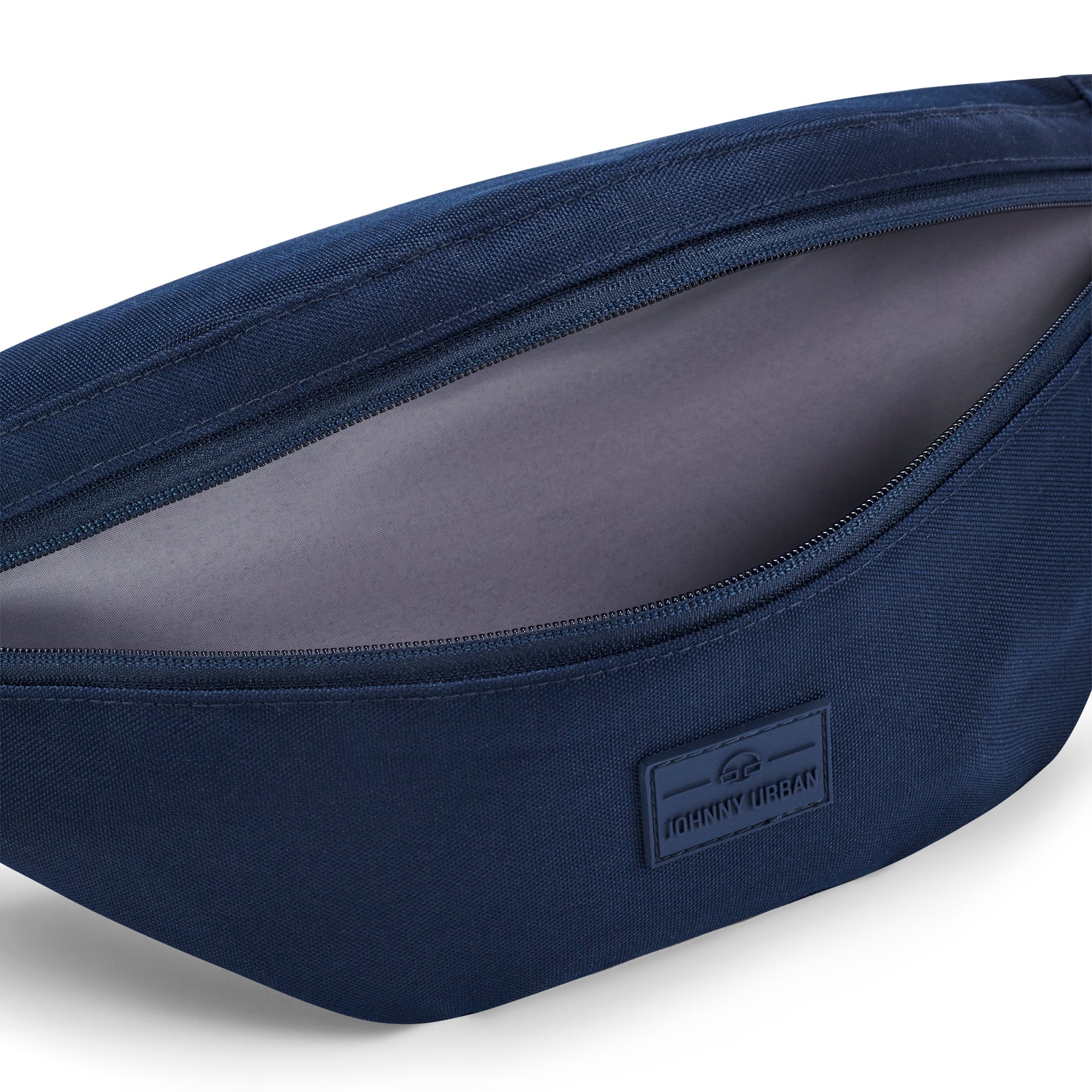 Blaue große Bauchtasche 'Erik Large' von Johnny Urban mit offenem Hauptfach und Innenfutter