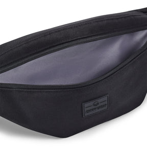 Schwarze Bauchtasche 'Erik Large' von Johnny Urban mit offenem Reißverschluss und grauem Innenfutter
