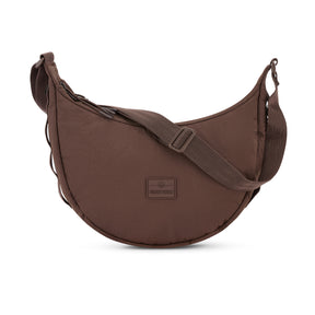 Johnny Urban Half Moon Bag 'Kaia Medium' braune halbmondförmige Umhängetasche mit verstellbarem Gurt