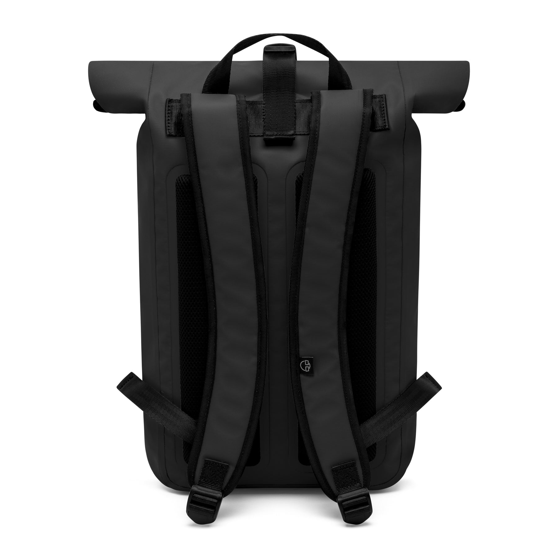 Schwarzer Rolltop-Rucksack 'Conor' von Johnny Urban mit gepolsterten Schulterriemen und wasserdichtem Material