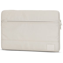 Beige Laptop-Hülle Jake von Johnny Urban für 13-16 Zoll Laptops mit Reißverschluss und Fronttasche