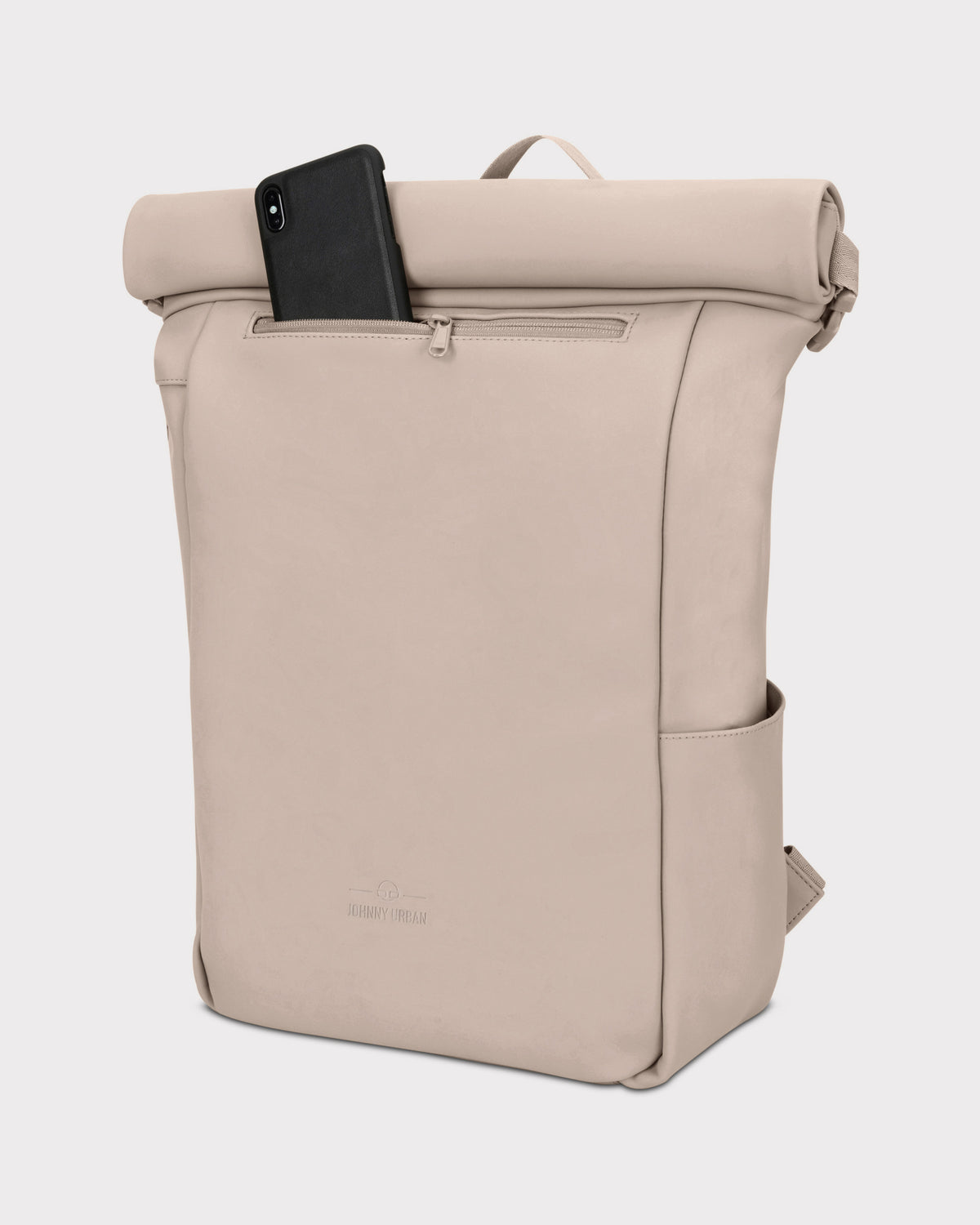 Beiger Rolltop-Rucksack 'Henry' von Johnny Urban mit vorderer Reißverschlusstasche und seitlicher Öffnung