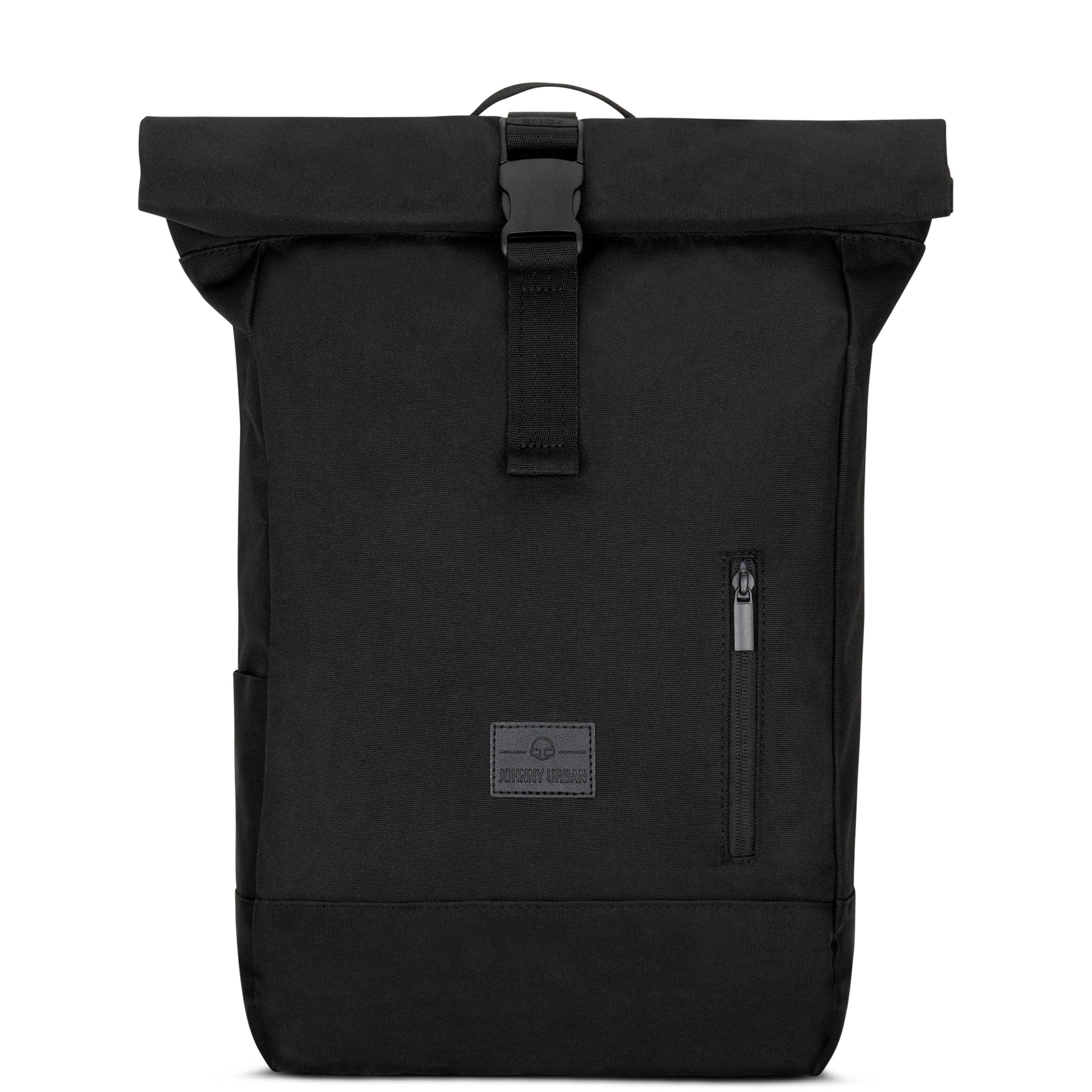 Schwarzer Rolltop Rucksack 'Robin Medium' von Johnny Urban mit Frontreißverschluss und Logo-Patch